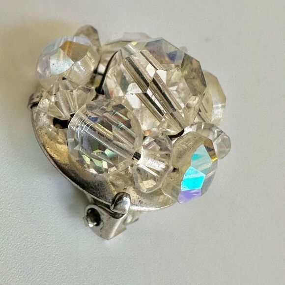 Aurora Borealis vintage Clip On Earrings - Picture 4 of 7